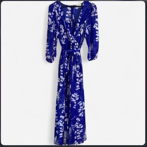 Calvin Klein Women’s Long Sleeve Floral Maxi Dress Blue and White Size 6
